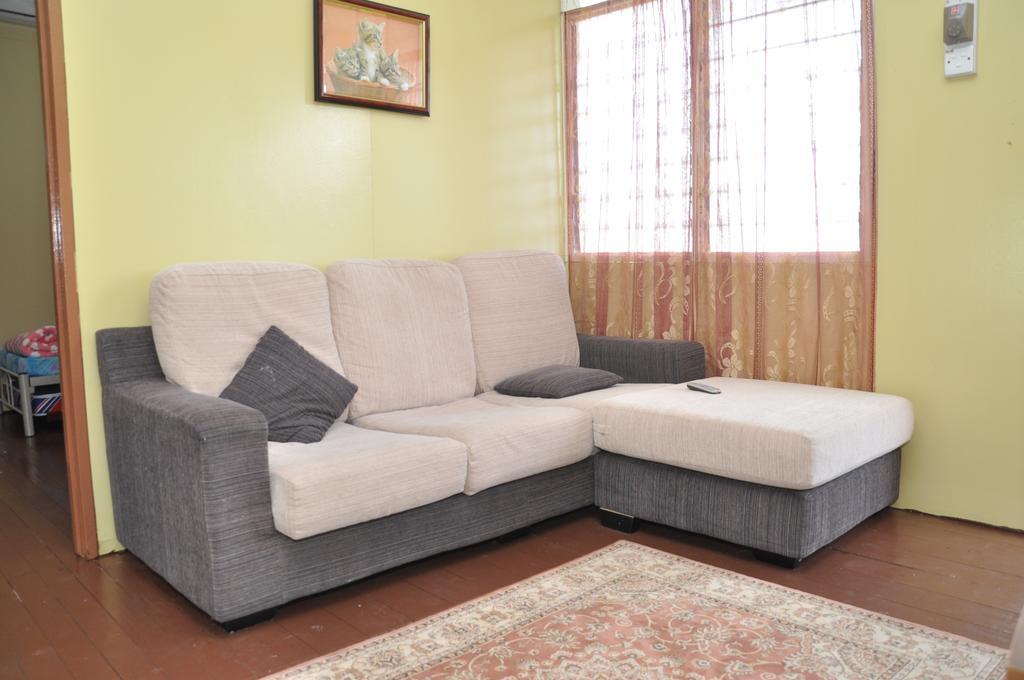 Tamteh Homestay Ayer Hitam Quarto foto